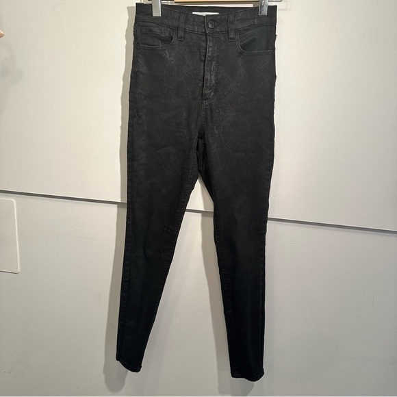 Dynamite KATE snakeskin style high rise skinny black jeans size 26 - Picture 4 of 6